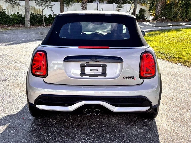 2023 Mini Mini Cooper S 3rd Gen - Image 9 of 21