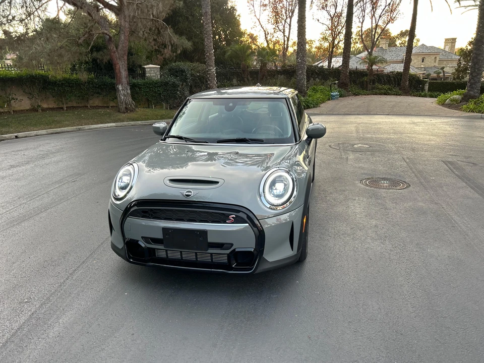 2023 Mini Mini Cooper S 3rd Gen - Image 7 of 31