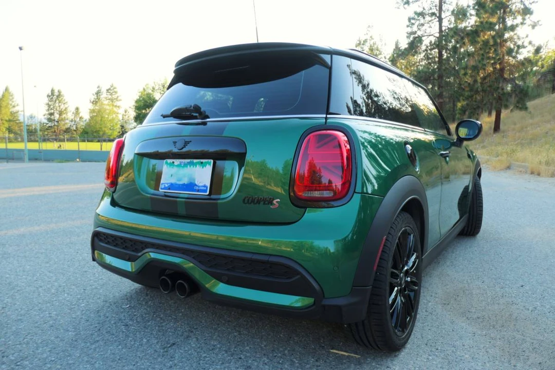 2023 Mini Mini Cooper S 3rd Gen - Image 5 of 11