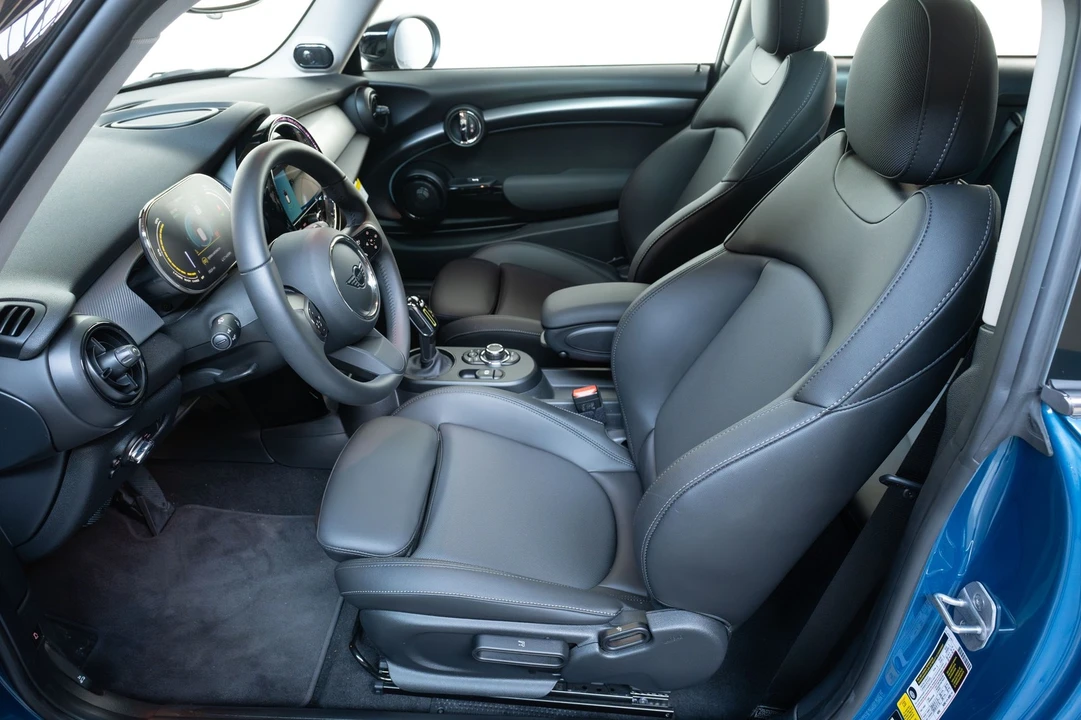 2023 Mini Mini 3rd Gen - Image 3 of 21