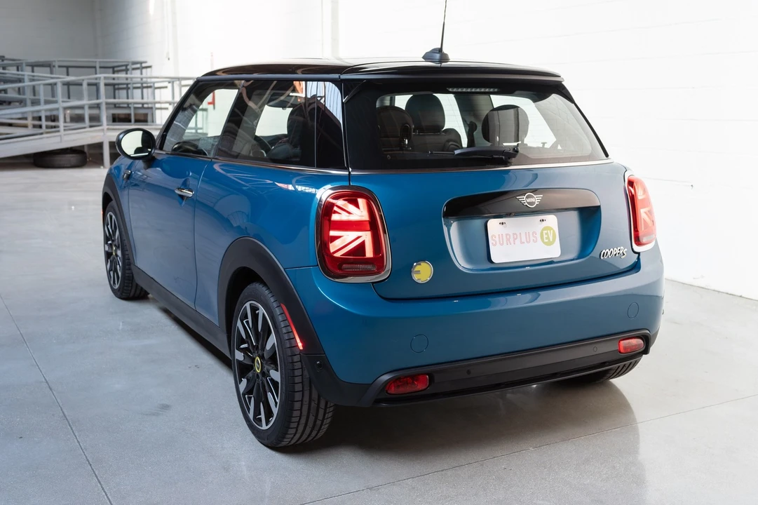 2023 Mini Mini 3rd Gen - Image 17 of 21