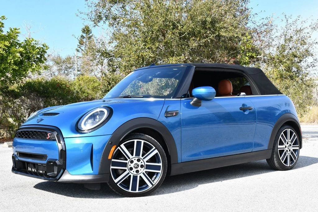 2023 Mini Mini 4th Gen - Image 2 of 12