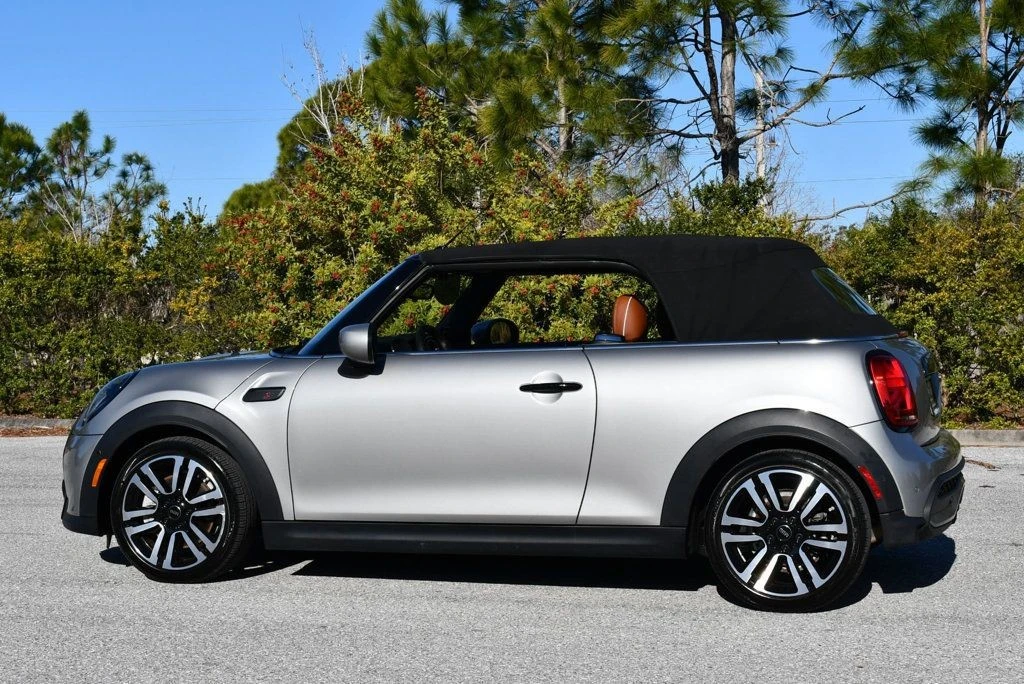 2023 Mini Mini Cooper S 3rd Gen - Image 4 of 21