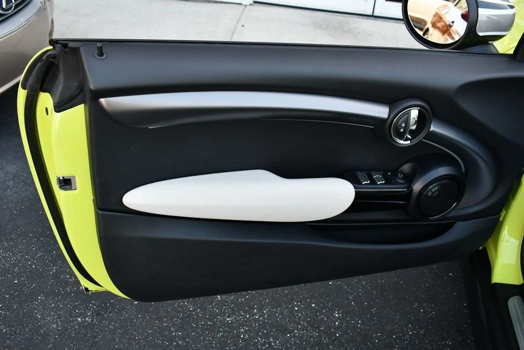 2023 Mini Mini 3rd Gen - Image 11 of 12