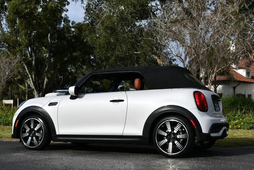 2023 Mini Mini 3rd Gen - Image 4 of 12