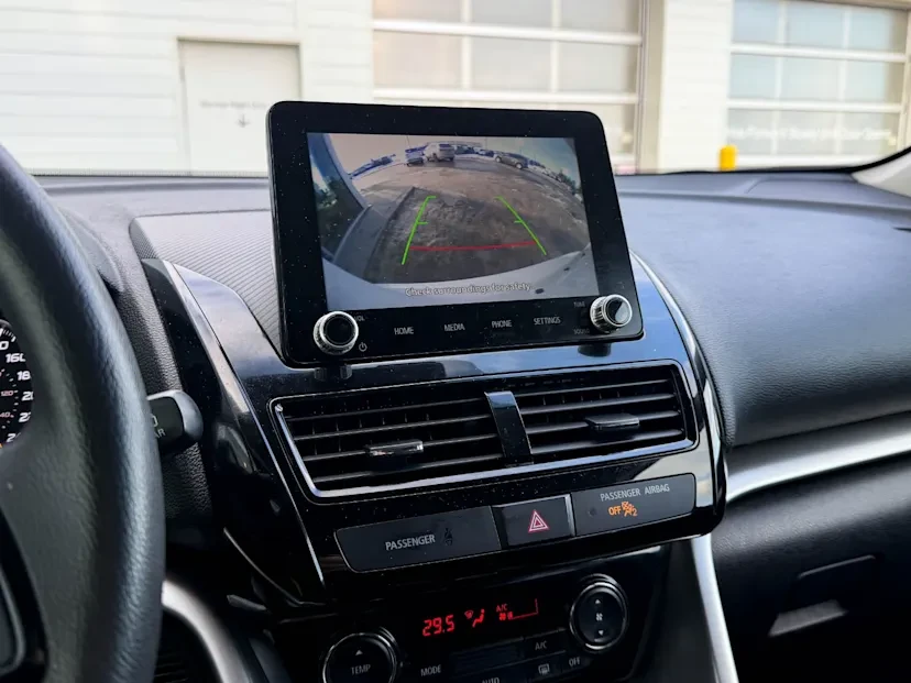 2023 Mitsubishi Eclipse Cross - Image 12 of 14