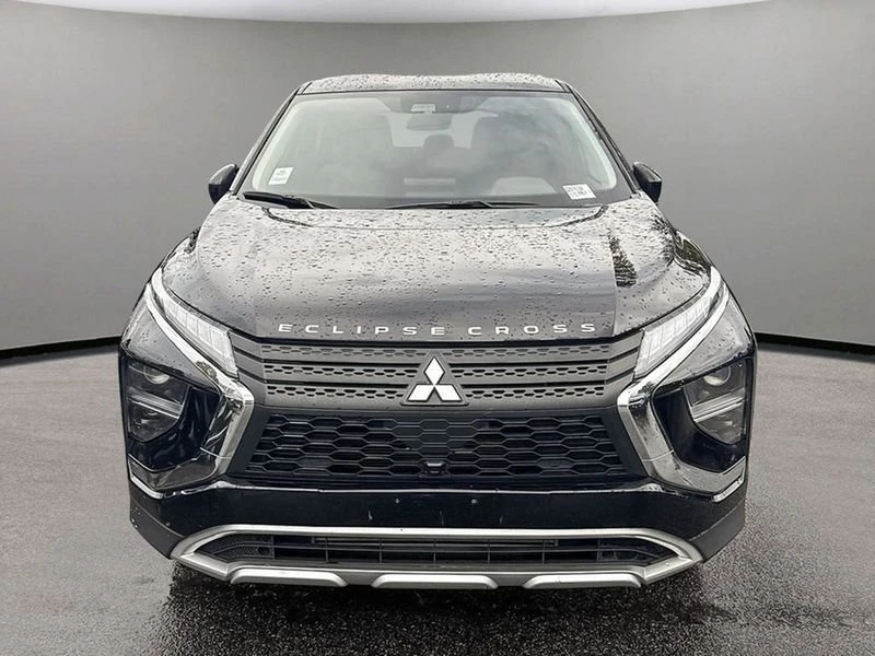 2023 Mitsubishi Eclipse Cross - Image 2 of 13