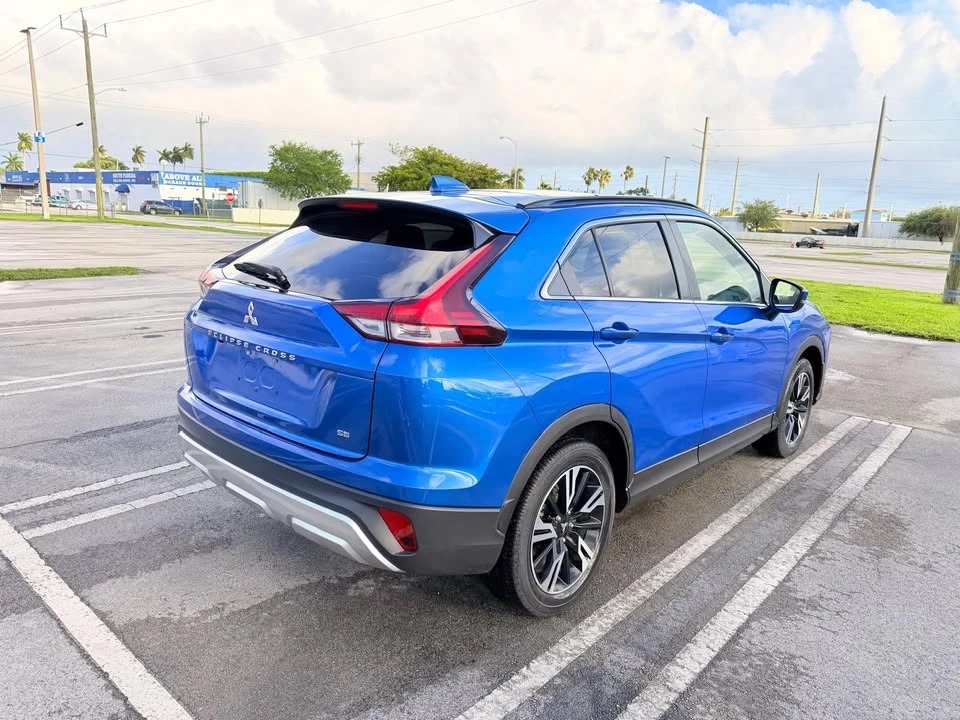 2023 Mitsubishi Eclipse Cross - Image 7 of 10