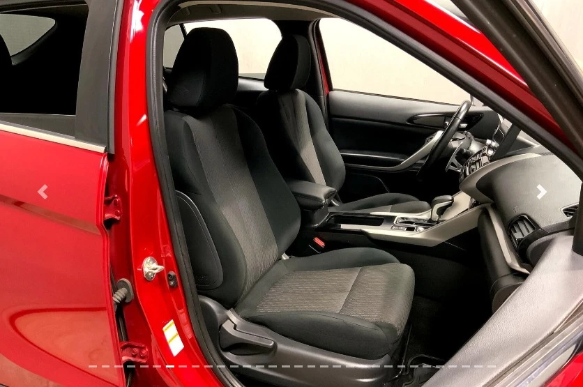 2023 Mitsubishi Eclipse Cross - Image 2 of 4