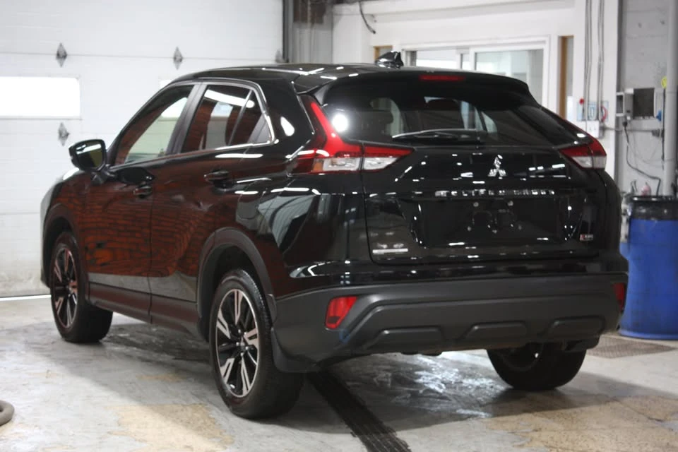 2023 Mitsubishi Eclipse Cross - Image 4 of 12