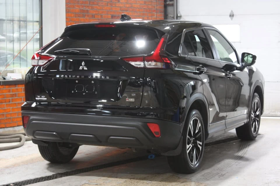 2023 Mitsubishi Eclipse Cross - Image 6 of 12