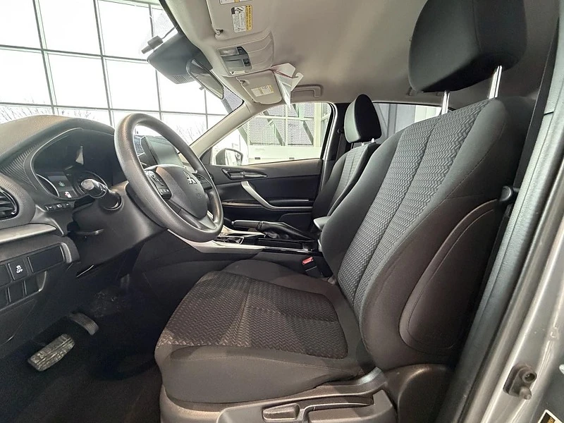 2023 Mitsubishi Eclipse Cross - Image 13 of 20