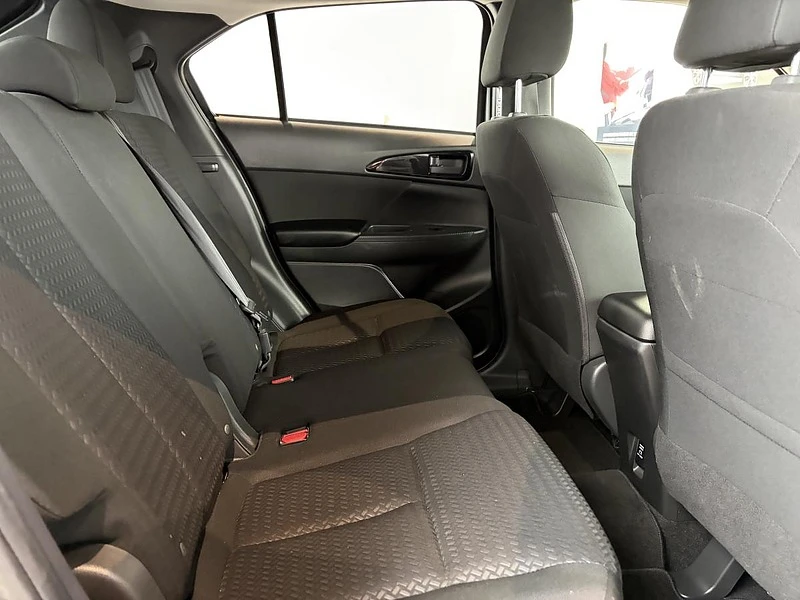2023 Mitsubishi Eclipse Cross - Image 12 of 20