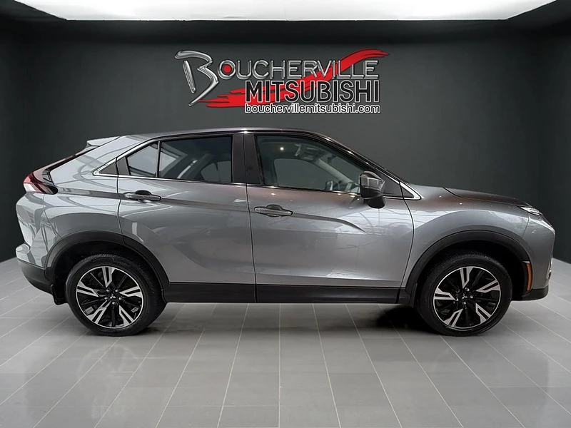 2023 Mitsubishi Eclipse Cross - Image 4 of 20