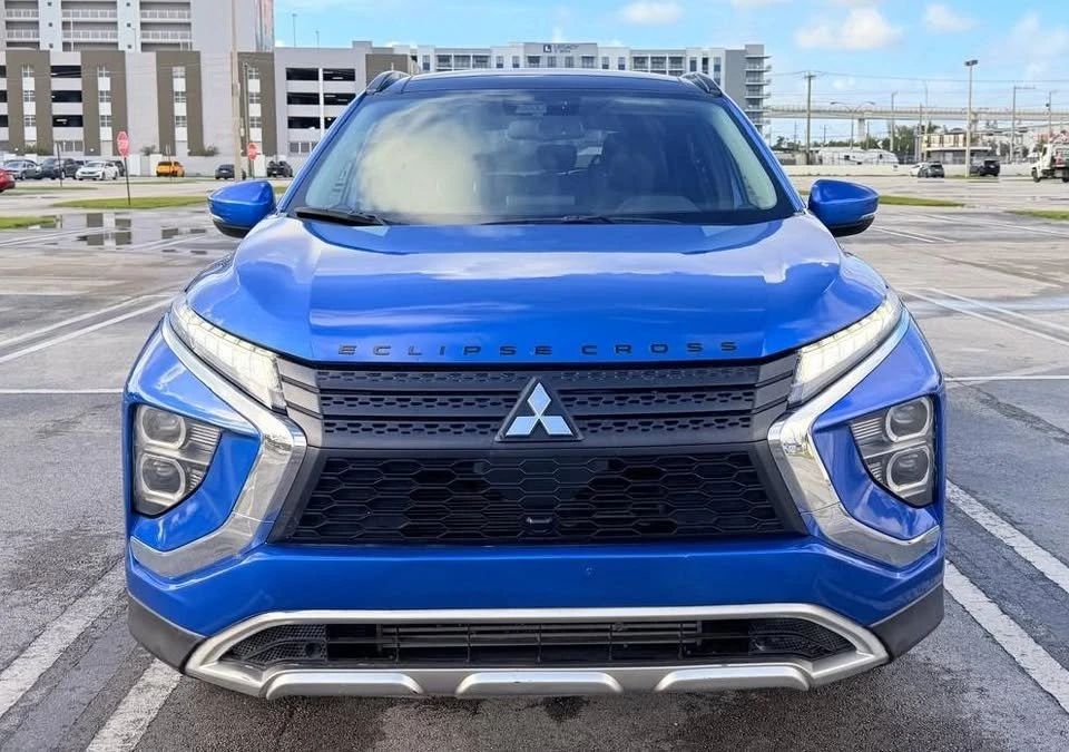 2023 Mitsubishi Eclipse Cross - Image 2 of 7