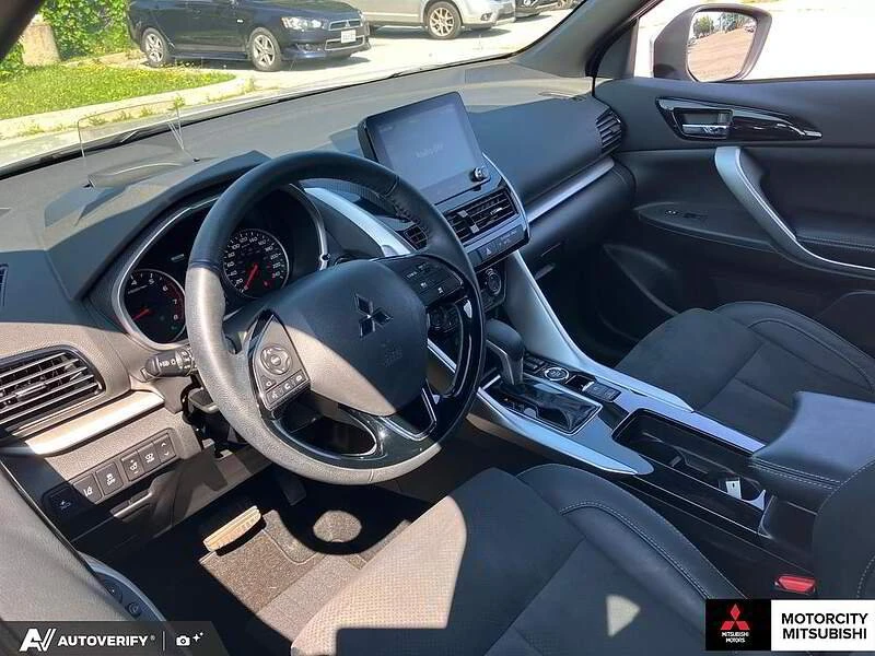 2023 Mitsubishi Eclipse Cross - Image 11 of 19