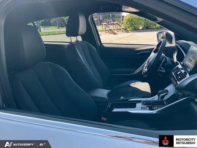 2023 Mitsubishi Eclipse Cross - Image 17 of 19