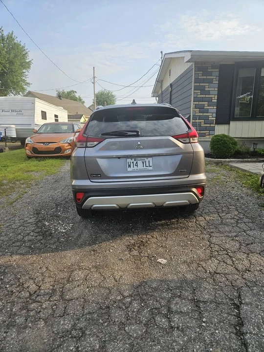 2023 Mitsubishi Eclipse Cross - Image 4 of 9