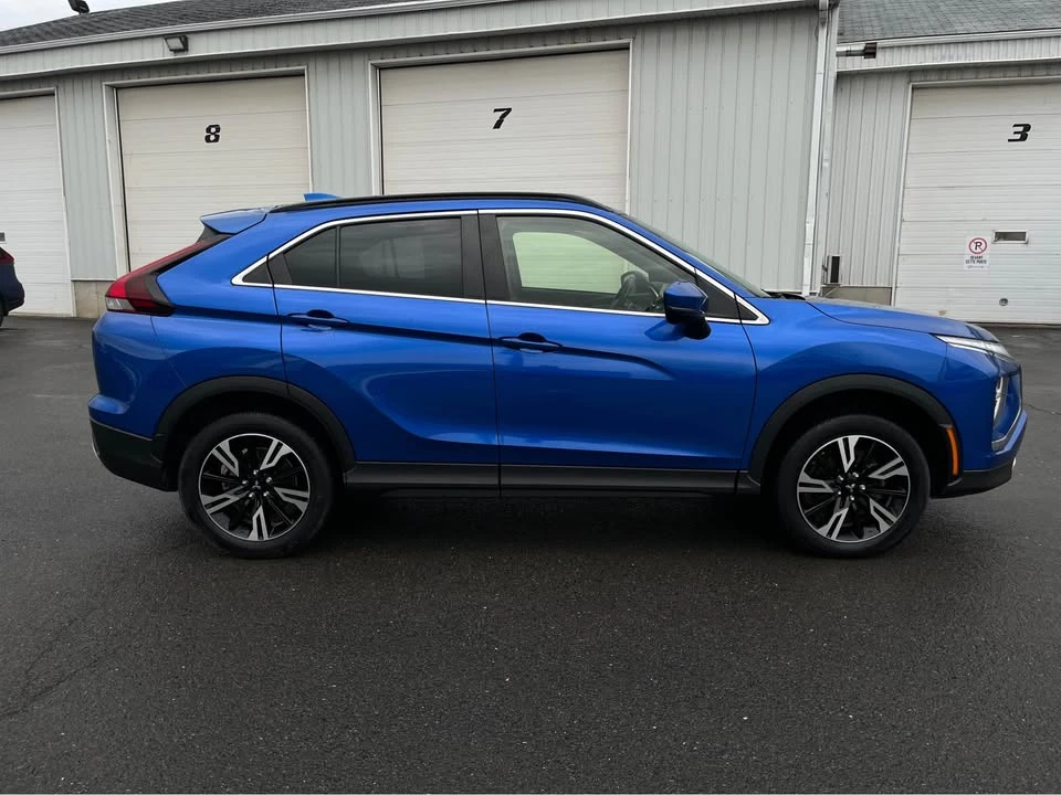 2023 Mitsubishi Eclipse Cross - Image 9 of 18