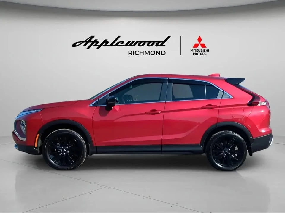 2023 Mitsubishi Eclipse Cross - Image 2 of 15