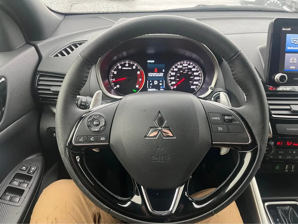 2023 Mitsubishi Eclipse Cross - Image 9 of 15