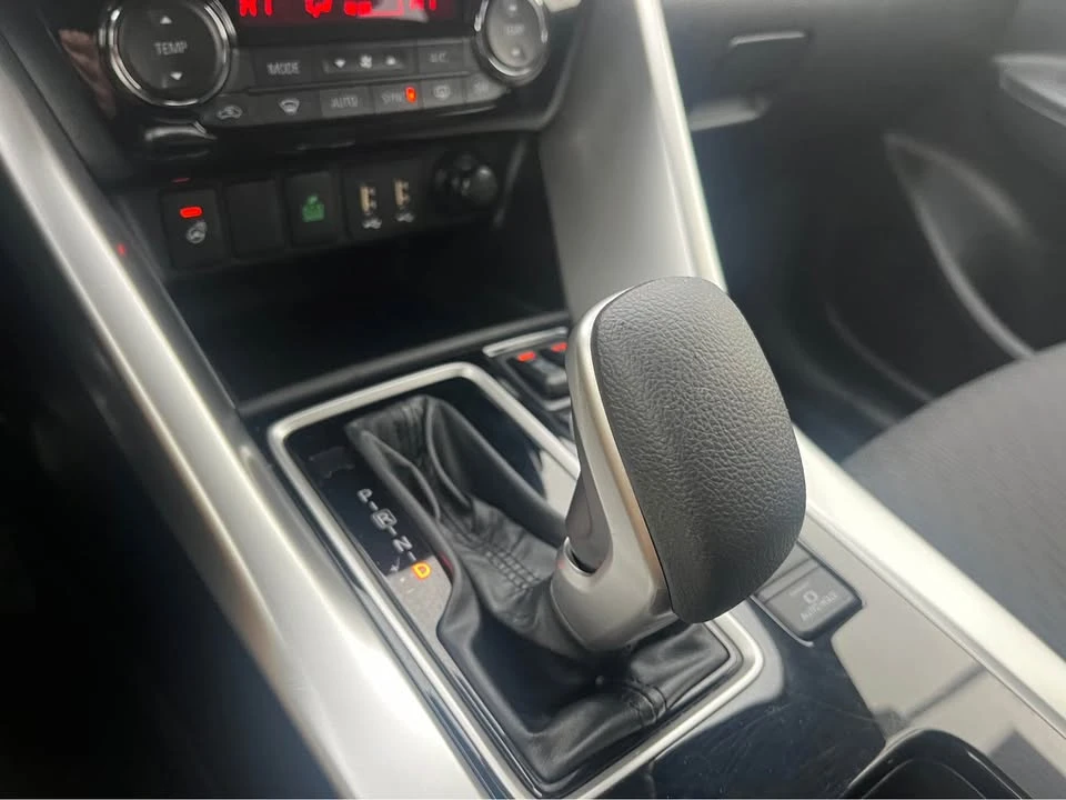 2023 Mitsubishi Eclipse Cross - Image 14 of 15