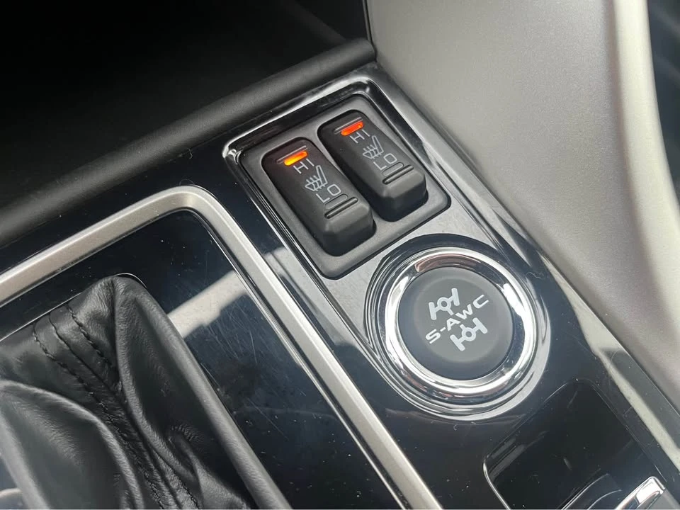 2023 Mitsubishi Eclipse Cross - Image 13 of 15