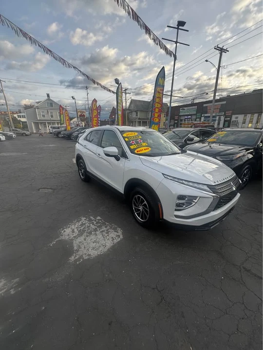 2023 Mitsubishi Eclipse Cross - Image 5 of 7