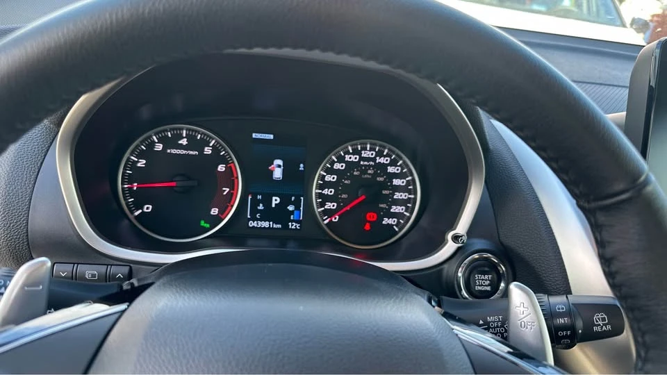 2023 Mitsubishi Eclipse Cross - Image 11 of 18