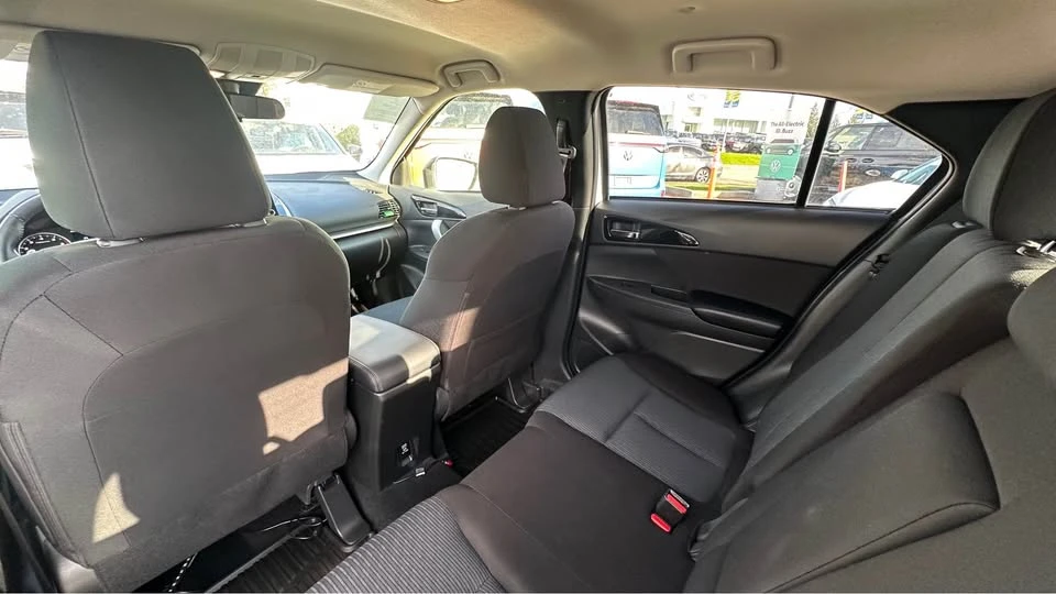2023 Mitsubishi Eclipse Cross - Image 13 of 18