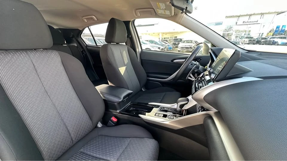 2023 Mitsubishi Eclipse Cross - Image 17 of 18