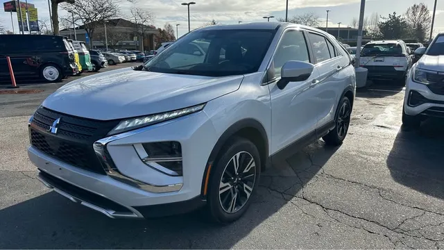 2023 Mitsubishi Eclipse Cross SE