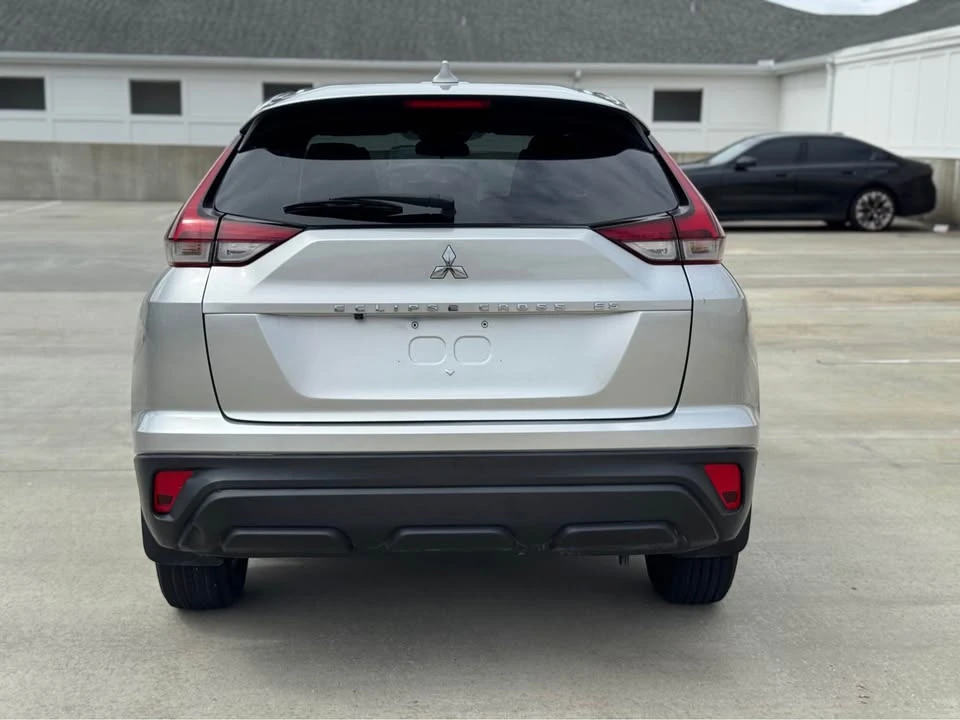 2023 Mitsubishi Eclipse Cross - Image 8 of 16