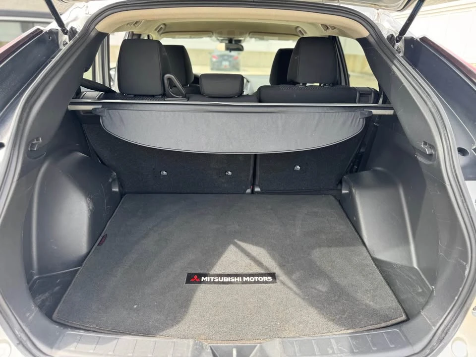 2023 Mitsubishi Eclipse Cross - Image 13 of 16