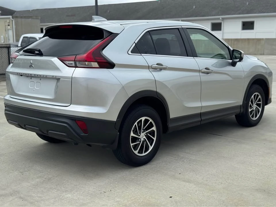 2023 Mitsubishi Eclipse Cross - Image 7 of 16