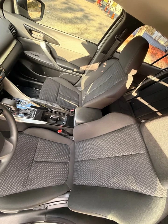 2023 Mitsubishi Eclipse Cross - Image 12 of 17