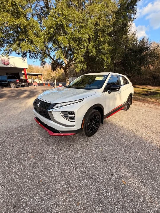2023 Mitsubishi Eclipse Cross - Image 3 of 17