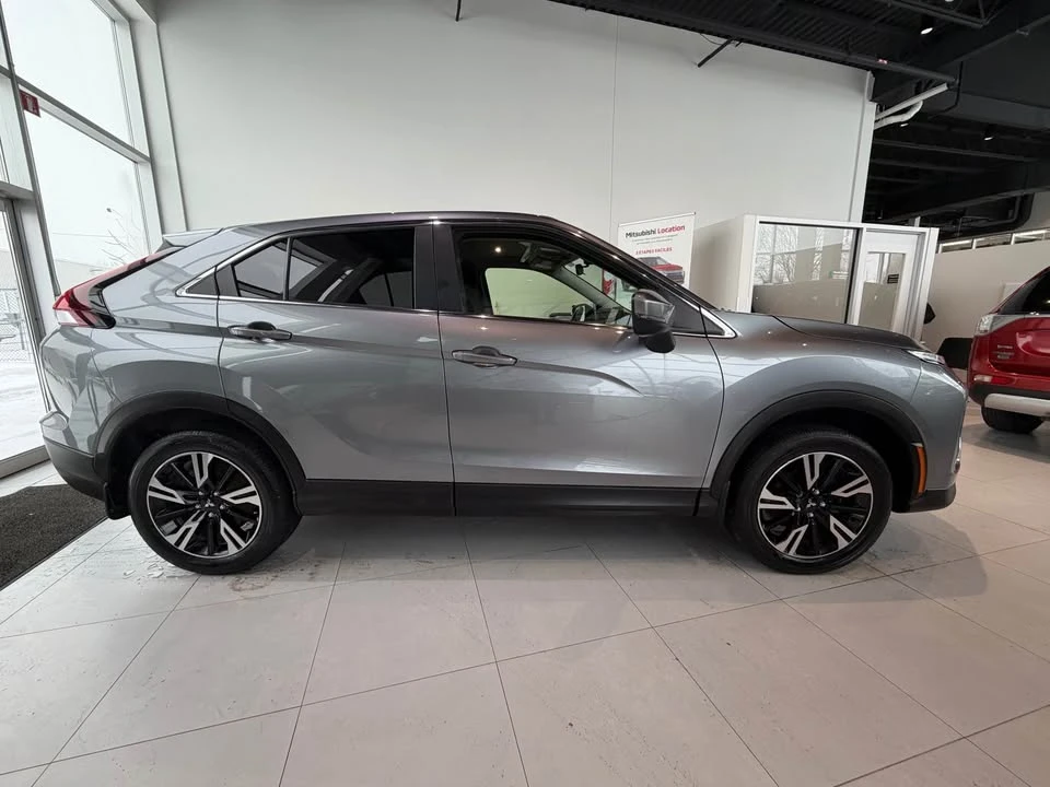 2023 Mitsubishi Eclipse Cross - Image 5 of 14