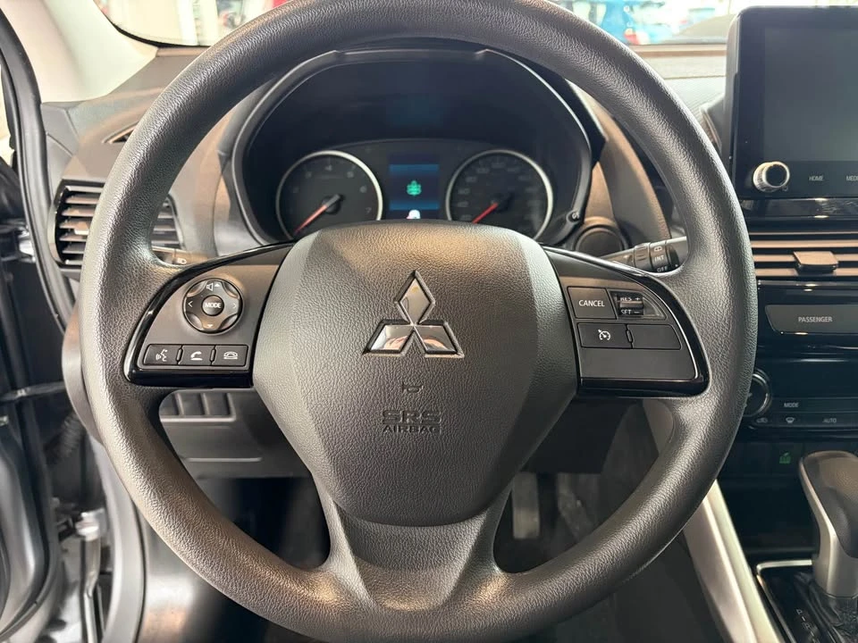 2023 Mitsubishi Eclipse Cross - Image 11 of 14
