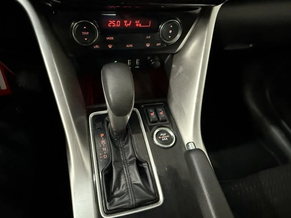 2023 Mitsubishi Eclipse Cross - Image 10 of 20