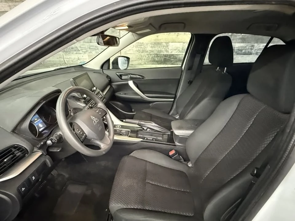 2023 Mitsubishi Eclipse Cross - Image 6 of 20