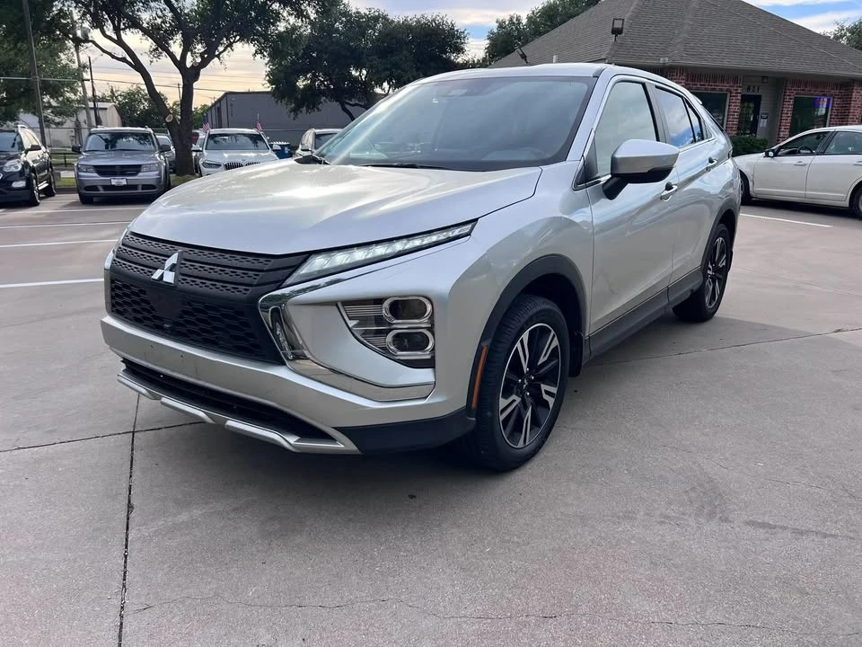 2023 Mitsubishi Eclipse Cross - Image 3 of 8