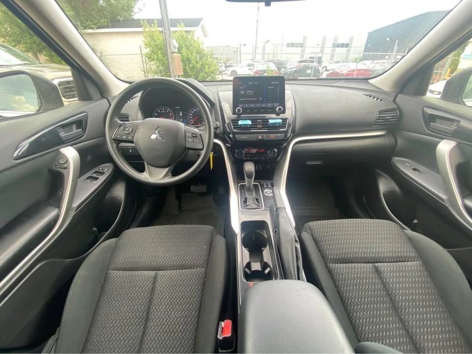 2023 Mitsubishi Eclipse Cross - Image 7 of 9