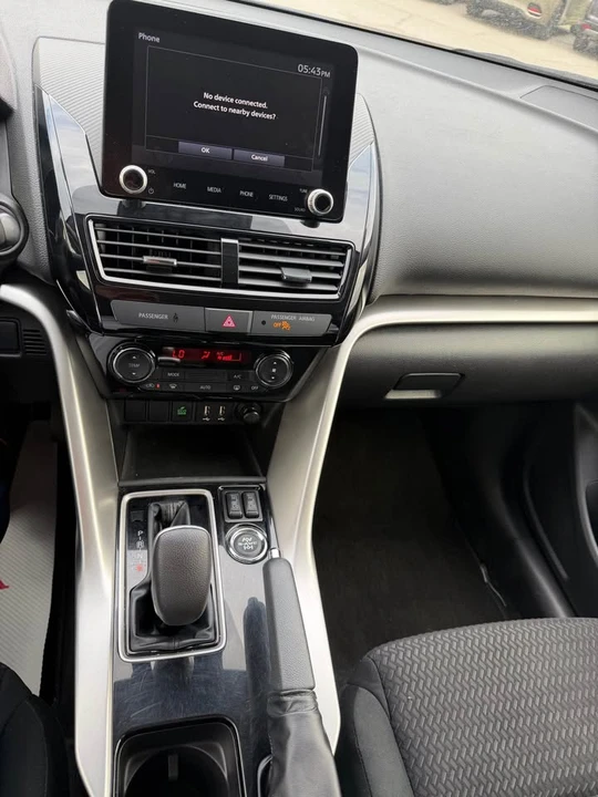2023 Mitsubishi Eclipse Cross - Image 4 of 4
