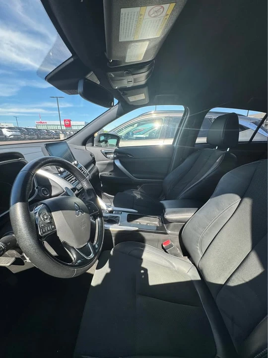 2023 Mitsubishi Eclipse Cross - Image 4 of 7