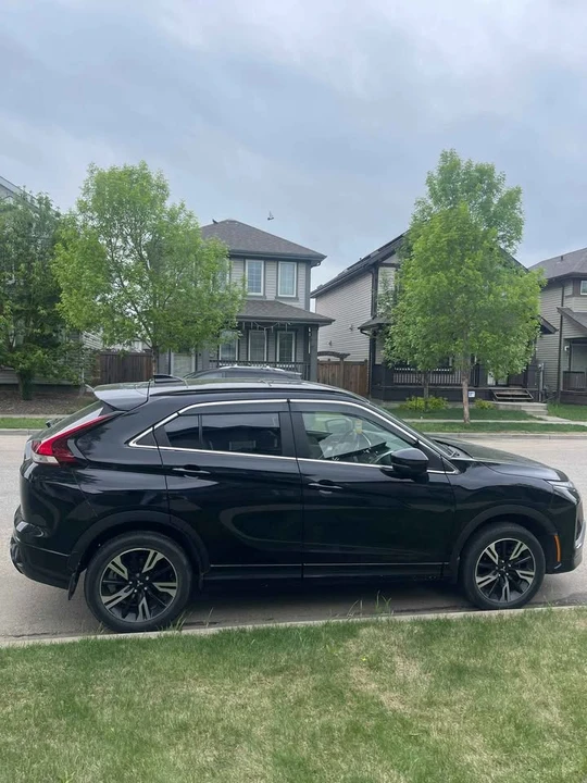 2023 Mitsubishi Eclipse Cross - Image 3 of 8