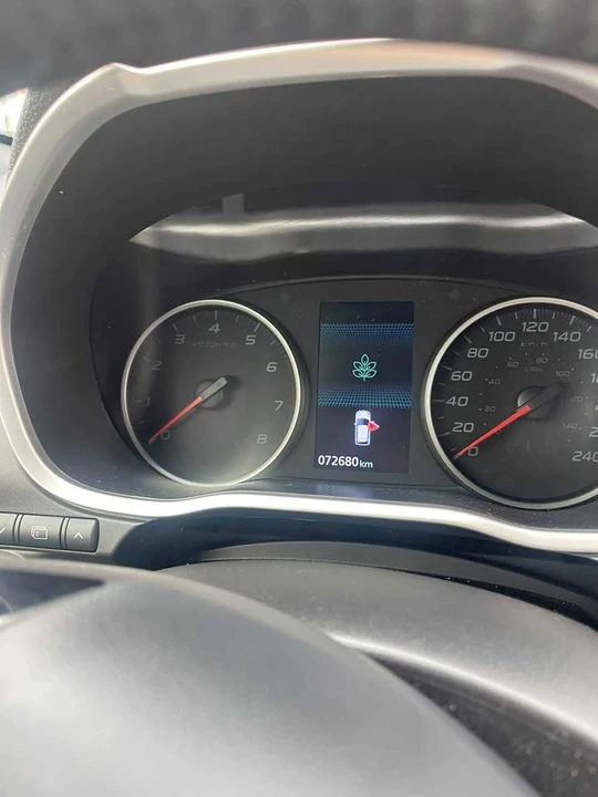 2023 Mitsubishi Eclipse Cross - Image 4 of 8