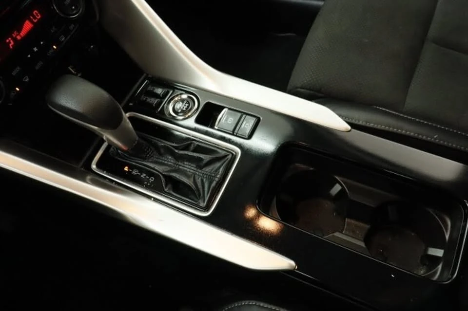 2023 Mitsubishi Eclipse Cross - Image 14 of 18
