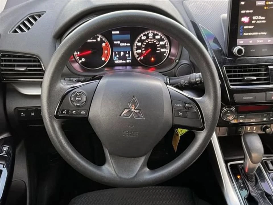2023 Mitsubishi Eclipse Cross - Image 13 of 20