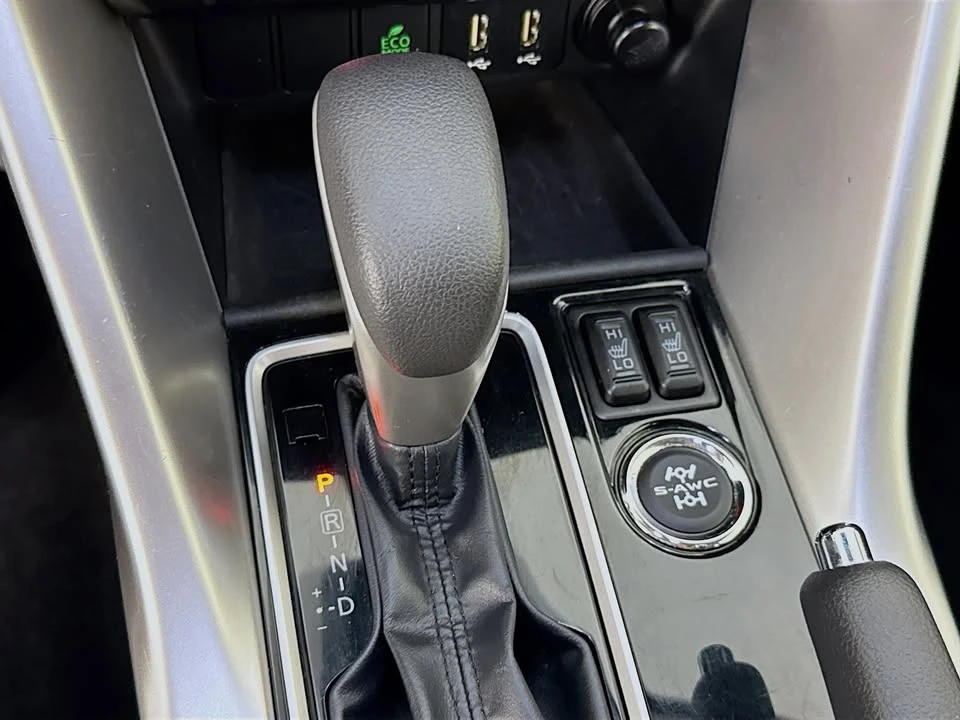 2023 Mitsubishi Eclipse Cross - Image 11 of 16